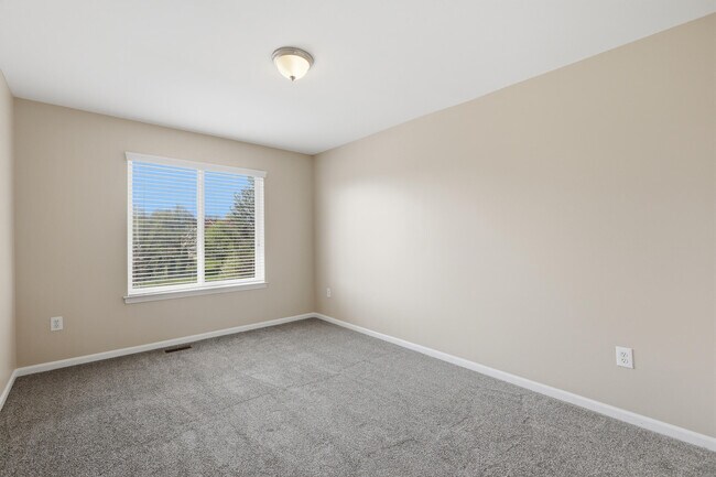 Building Photo - 26493 Isleworth Point