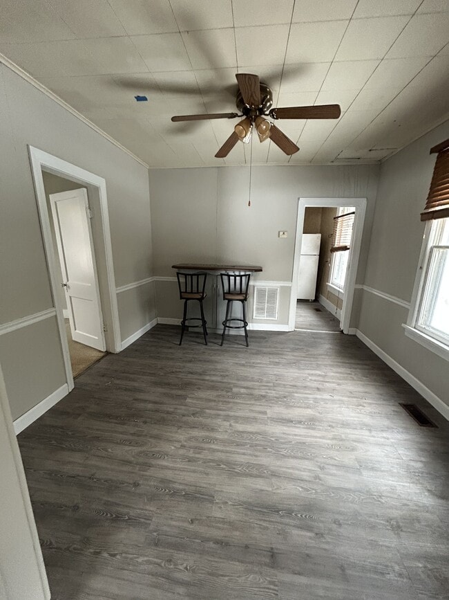 Building Photo - 726 Wright Shop Rd