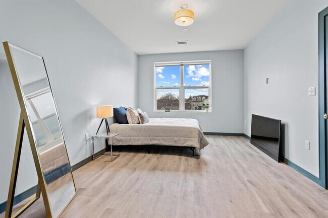 Building Photo - 1258 Massachusetts Ave