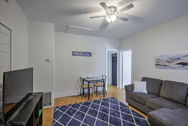 Primary Photo - 3314 Jackson St