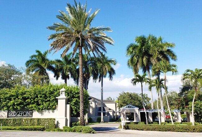 Building Photo - 6950 SW 55th Terrace E