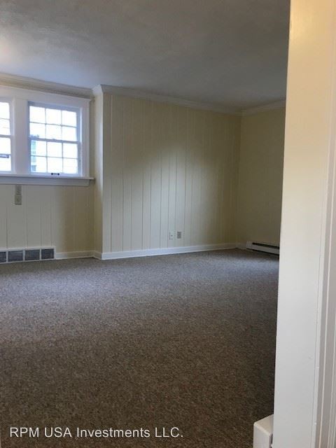 Building Photo - 2 br, 1 bath House - 3804 OLIVER ST.