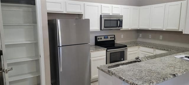 Building Photo - 516 E Hazelwood St