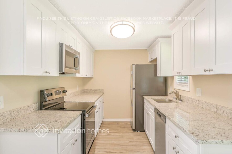 Building Photo - 60 Lemon Pl