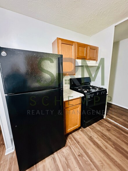 Building Photo - 5616 Lagoona Dr