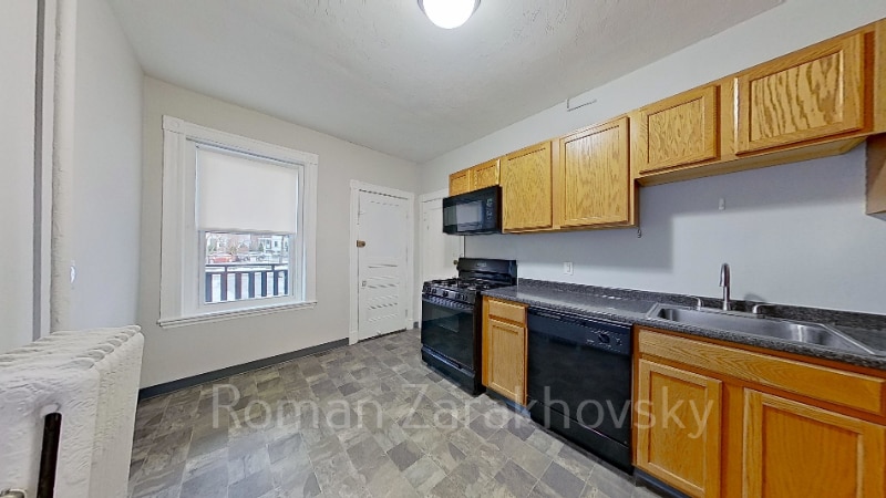 Building Photo - 1116 Commonwealth Ave