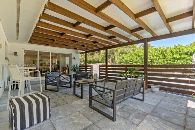 Building Photo - 8121 SW 97th Terrace