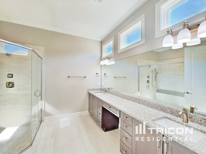 Building Photo - 3011 Laney Pond Rd