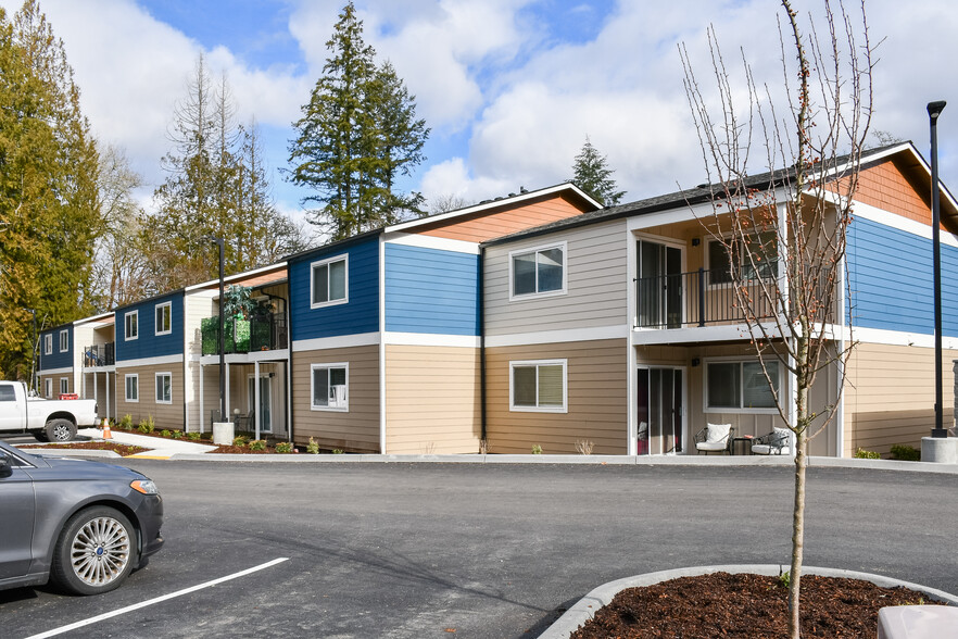 Building Photo - Lakeview Apartments