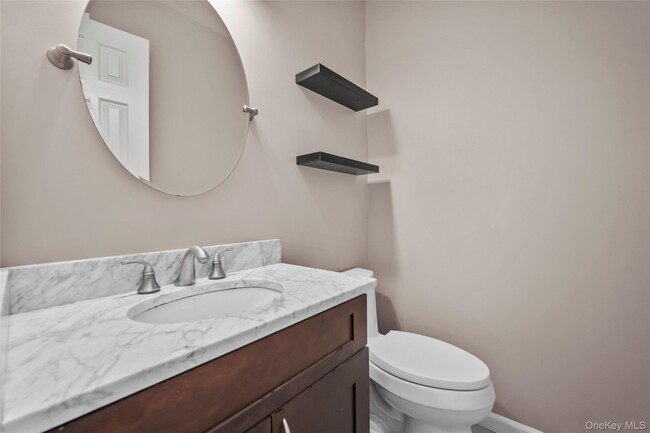 Building Photo - 24 Carhart Ave