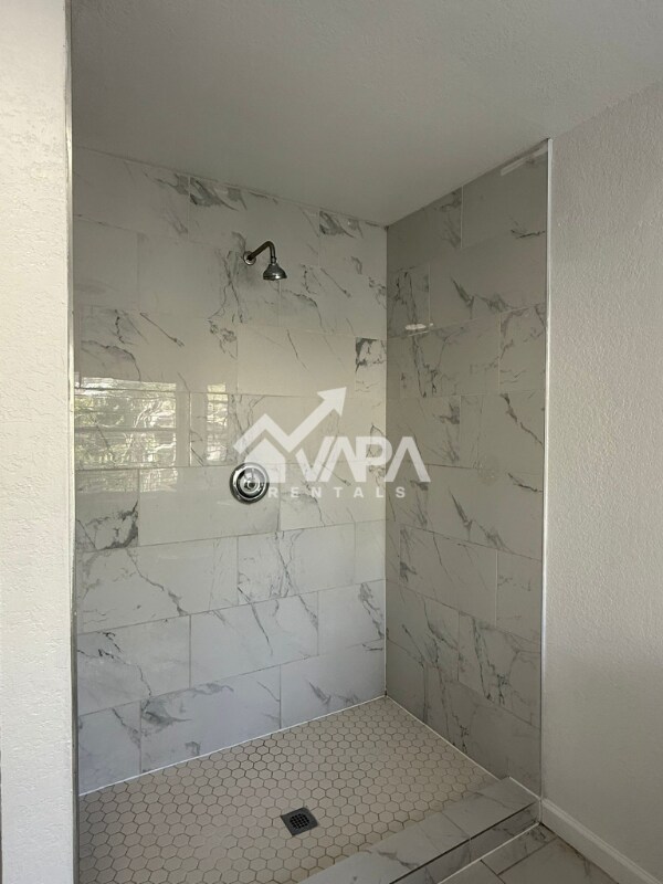 Building Photo - 3838 Anton Dr