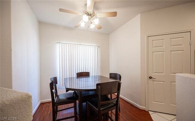 Building Photo - 6480 Annie Oakley Dr