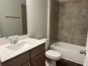 Building Photo - 13309 Riding Dr