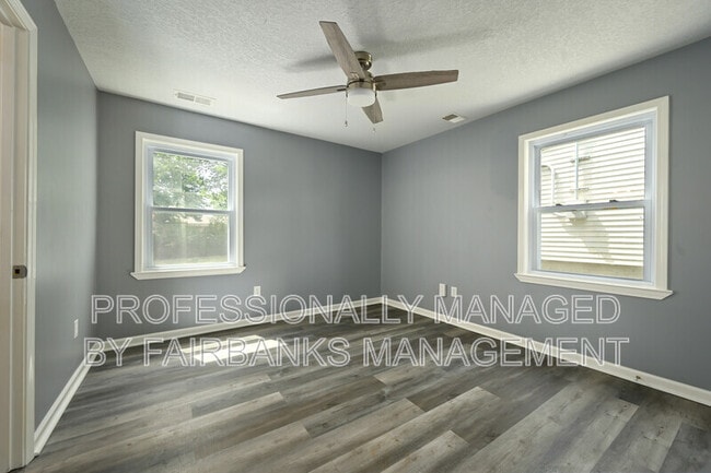 Building Photo - 6405 E 150th St