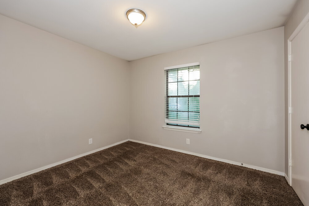 Building Photo - 1404 Copper Ridge St