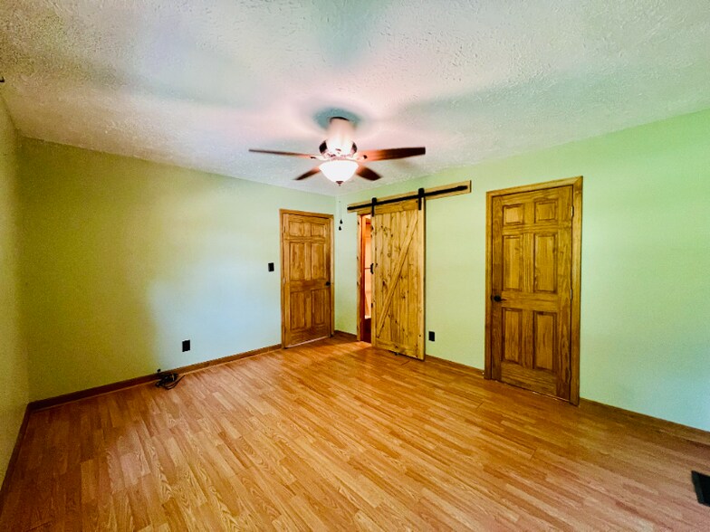 Building Photo - 724 Butler Rd