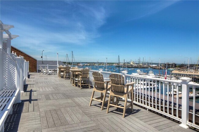 Building Photo - 1 Commercial Wharf