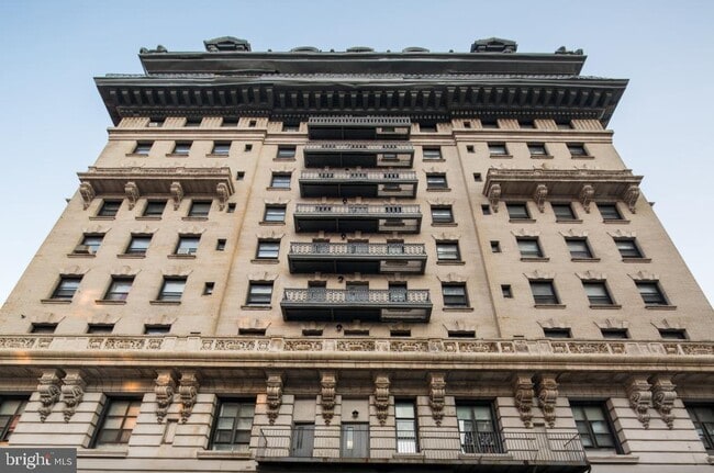 Building Photo - 201 S 13th St