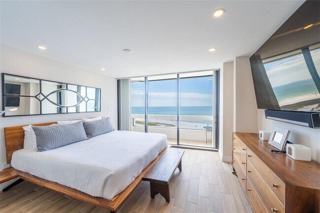 Building Photo - 5400 Ocean Blvd