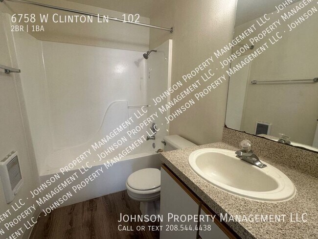 Building Photo - 6758 W Clinton Ln