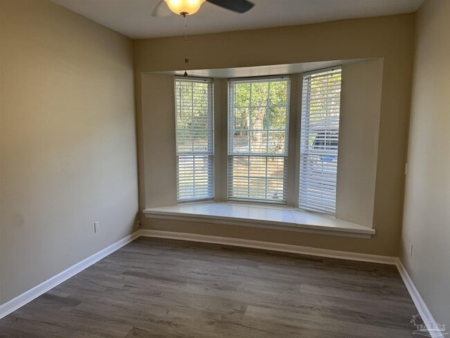 Building Photo - 1859 Nestle Dr