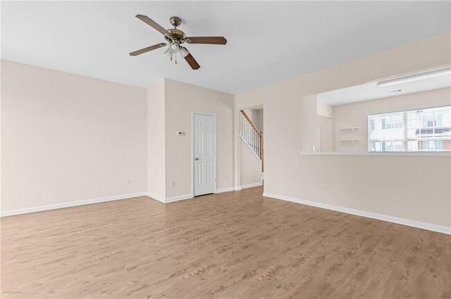 Building Photo - 1010 Bendleton Trce