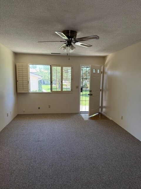 Building Photo - 333 Rim Rock Cir