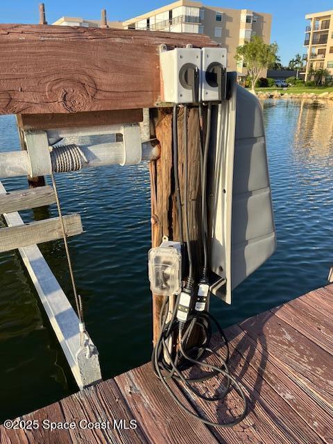 Building Photo - 161 Majestic Bay Ave