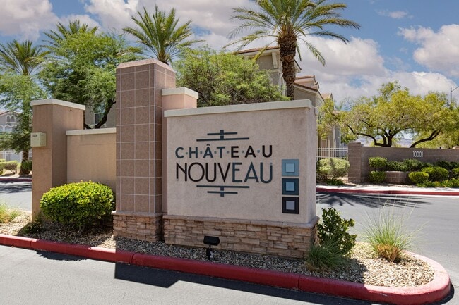 Building Photo - Ground floor one bedroom in luxury gated S...
