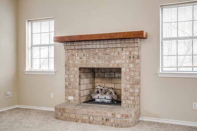 Building Photo - Country Living- Half Duplex-  3 Bed, 2 Bat...