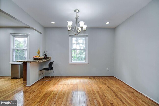 Building Photo - 7763 Durer Ct
