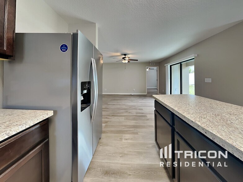 Building Photo - 1608 Fitzgerald Dr