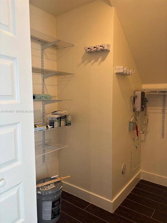 Building Photo - 4700 NW 84th Ave