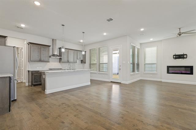 Building Photo - 13173 Cooper River Trl