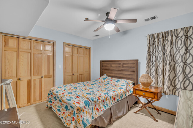 Building Photo - 15 E Tuna Way