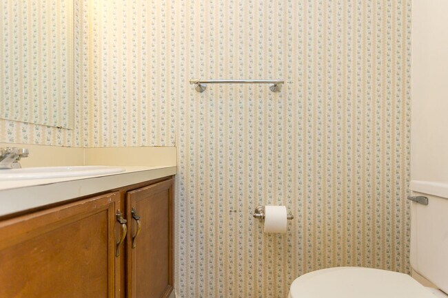 Building Photo - 1134 Mountain View Dr