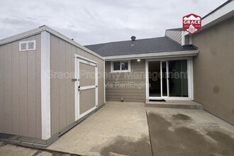 Building Photo - 310 S 2nd Ave