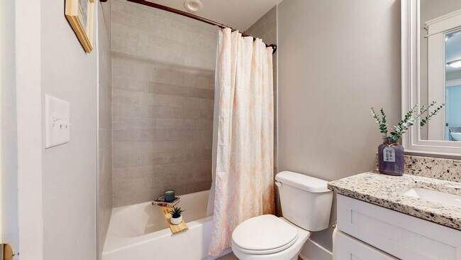 Building Photo - 7146 Pepper Tree Cir