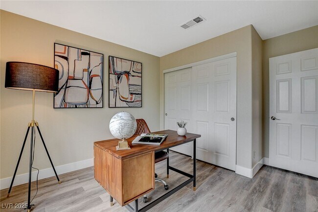 Building Photo - 2033 Shining Feather Ln