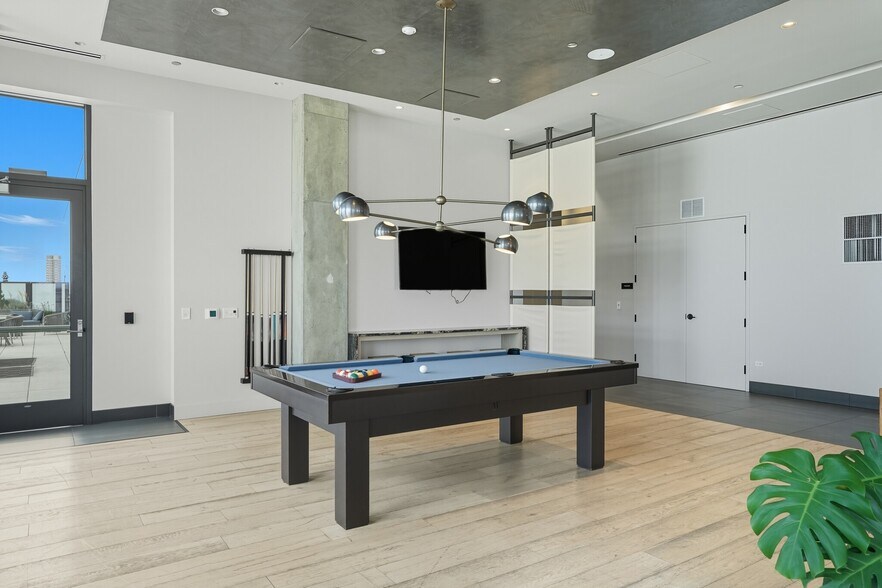 Building Photo - 969 W Washington Blvd