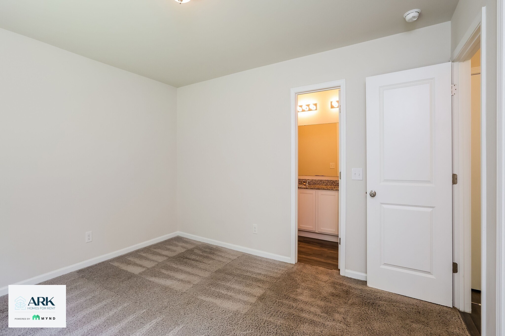 Building Photo - 208 Saddle Brooke Trce