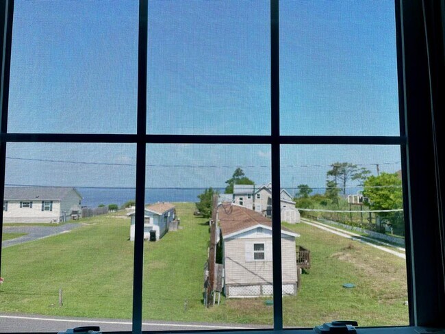 Building Photo - 5164 Main St