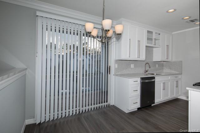 Building Photo - 105 Saddle Rock Rd