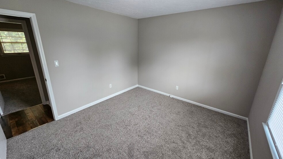 Bedroom 2 - 9323 Willowwood Way