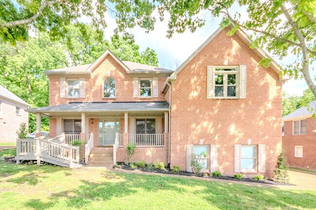 Primary Photo - 5 Bedroom Home in Hermitage! Backs Up To T...