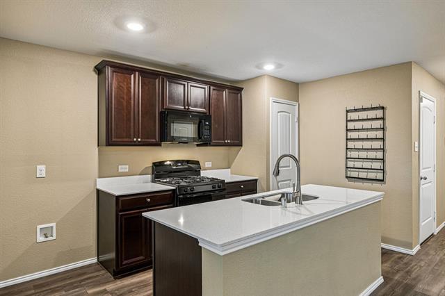 Building Photo - 1605 Fields View Dr