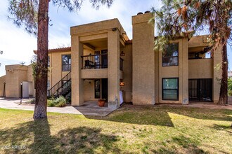 Building Photo - 8214 N 21st Dr