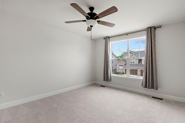 Building Photo - 3093 N Spurway Dr