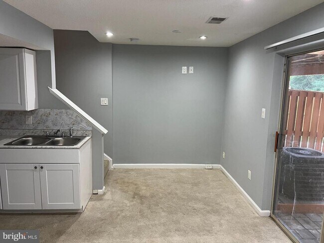 Building Photo - 15224 Wentwood Ln