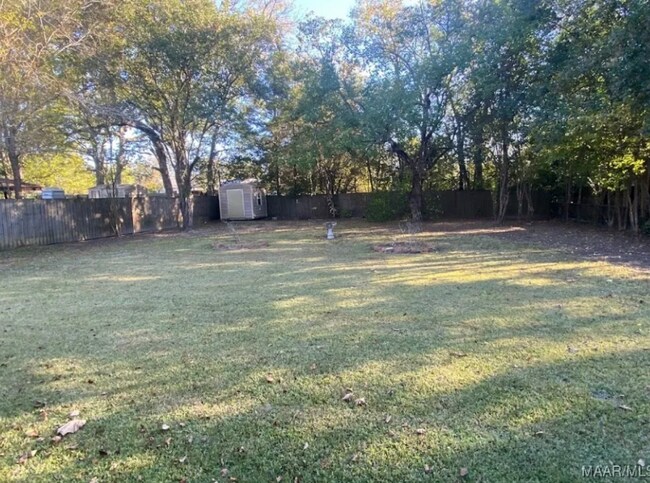 Building Photo - 1394 Avalon Ln